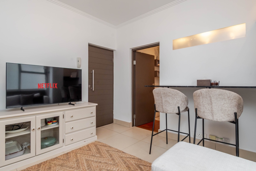 1 Bedroom Property for Sale in Green Point Western Cape